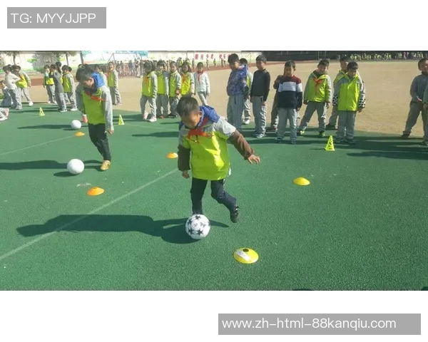 苏州东吴足球队奋勇争先展现拼搏精神助力地方足球发展新篇章 苏州东吴足球队奋勇争先展现拼搏精神助力地方足球发展新篇章